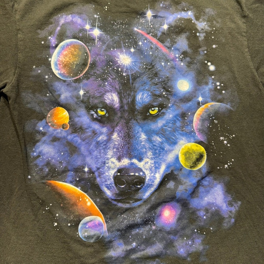 Dom Wolf in Space Galaxy Graphic T-Shirt Mens Medium Black Planets Celestial Tee - Picture 4 of 11